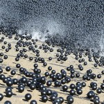 當9600萬顆小黑球聚在一起，拯救水資源的任務就交給它們了！