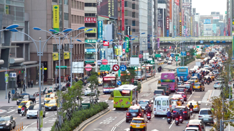 券商第一街財氣沖天台股百億富豪發跡地台北市南京東路華爾街傳奇演不完 草根影響力新視野