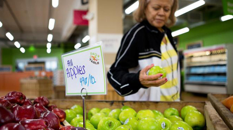 這家超市主打「剩食零售」，讓健康食物不再是有錢人的專利