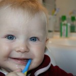 寶寶應該幾歲開始看牙醫?