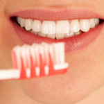 為什麼刷了牙之後再喝橙汁會很苦