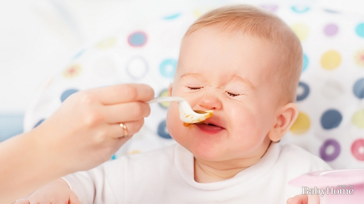 「 BLW寶寶主導式斷奶」有助於建立寶寶不挑食好習慣！滿6個月後即可開始