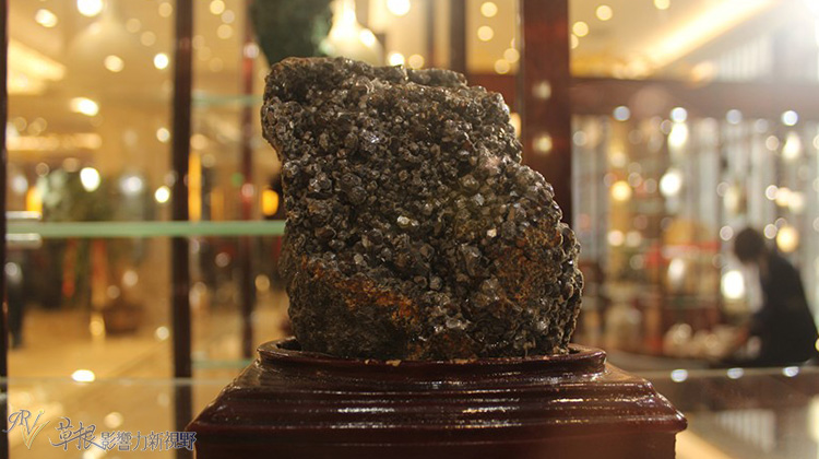 邂逅珍稀隕石