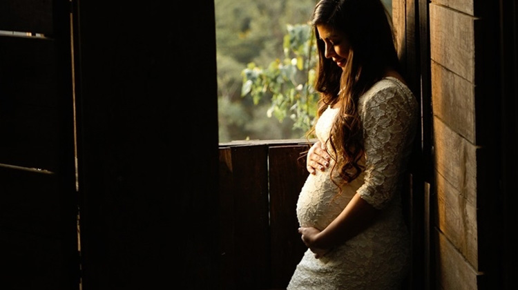 看孕婦肚子就可知寶寶是男是女？婦產科醫師：肚子圓或尖都與胎兒性別無關