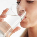 每天正確喝水好處多，該喝多少？什麼時間喝有差嗎？喝對方式讓你更健康！