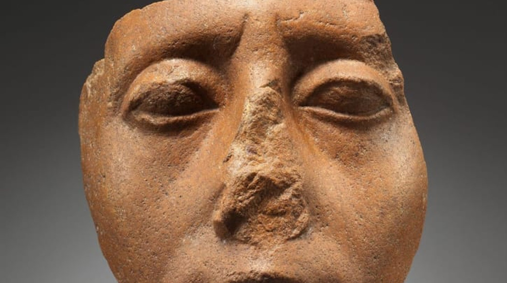 為何雕像的鼻子都是破損的？