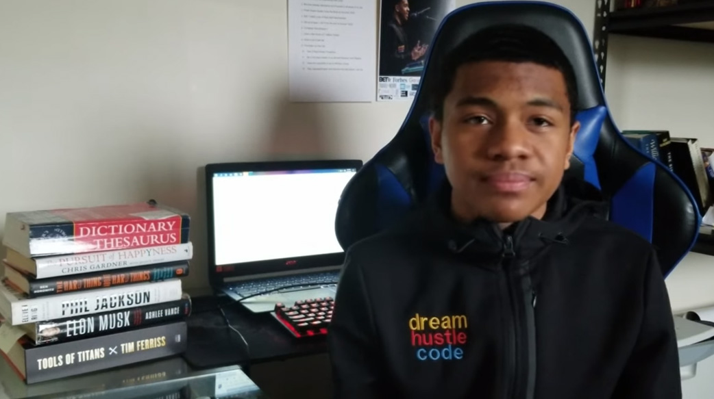 美15歲少年為黑人小孩創立科技教育營
