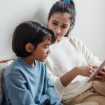 父母如何幫助數位小孩？