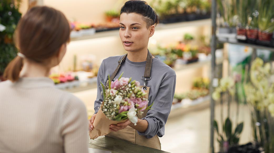 超級市場為何要賣花