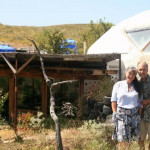 親手打造地球之舟！退休英國夫婦在西班牙設計生態家園，他們怎麼算出使用雨水資源的用量？