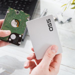 從長遠來看，SSD比 HDD更可靠