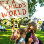 「沒有未來，沒有孩子」！線上調查 31 國，年輕世代對極端氣候最焦慮，甚至拒絕生育