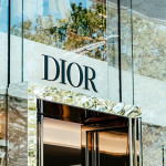 Dior 每間店面都是「地標」！首度超車香奈兒成精品冠軍，它做對哪些事？