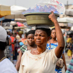 奈吉利亞日益惡化的貨幣危機和糧食不安全問題