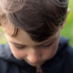 面對孩子情緒崩潰 可用這7句「安撫語」