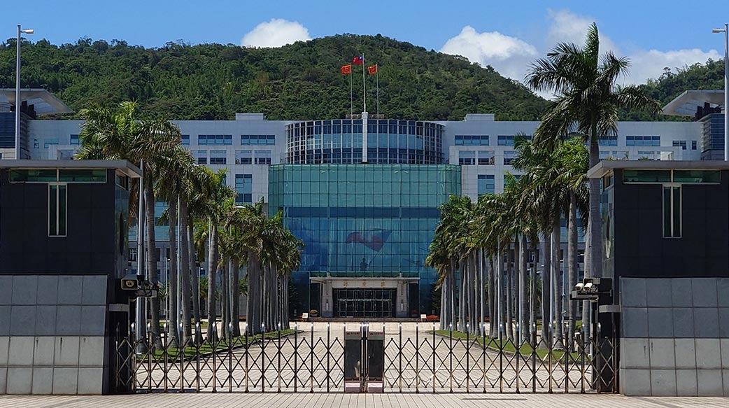 是韌性還是任性？