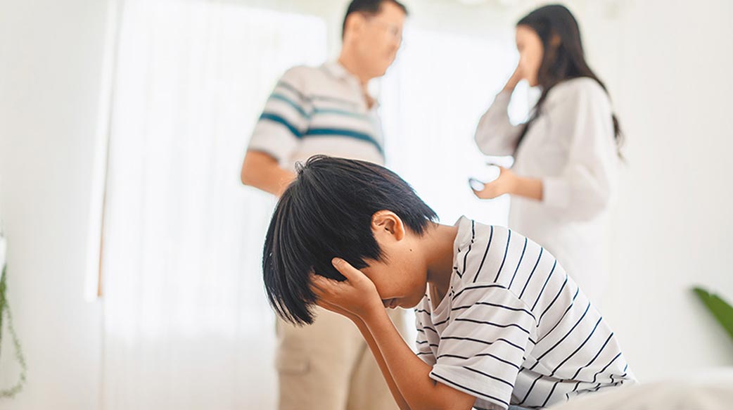 日光下，那不完美的母愛