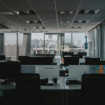 MIT「冰山指數」揭 AI 已能取代 11.7% 美國勞動力，現在的裁員潮只是「冰山一角」？