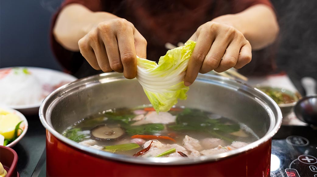 好冷啊！安心健康火鍋這樣煮