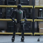 中國人形機器人新路線：不拚量產，先拚「每個人都玩得起」