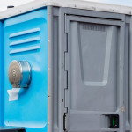 31 歲創業家打造年收 430 萬美元流動廁所王國