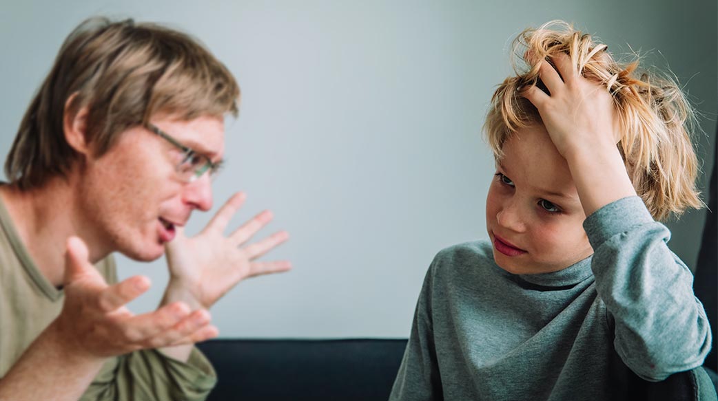 短影音命名「爸媽叫我不要談政治」，民進黨為何如此針對性地醜化父母？