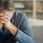 曾爺爺假失智？