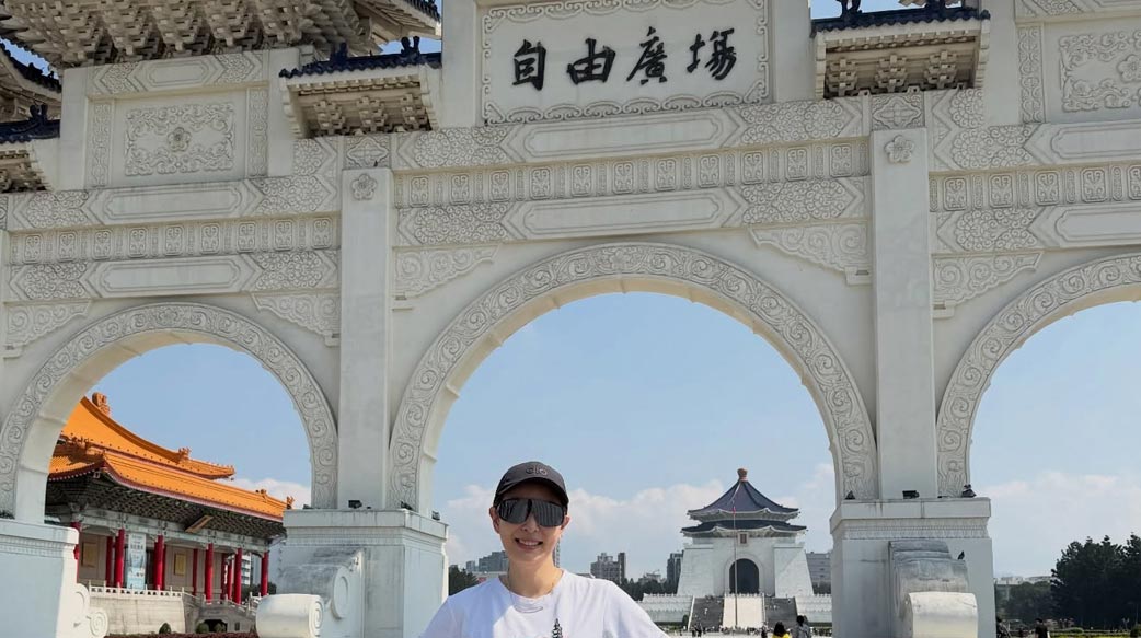 看展還是加冕？誰的道德優越感？