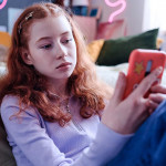 社群媒體上癮是什麼樣子？