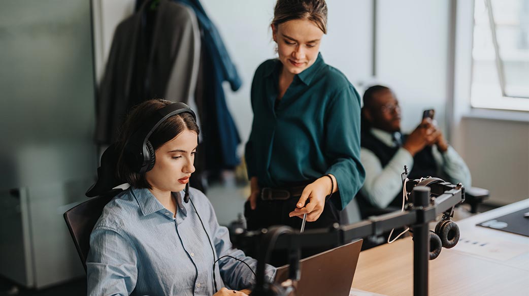 世界的外包工廠- 印度，可以贏過人工智慧嗎？