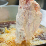 炸粉裹得巧妙，炸雞脆不可擋