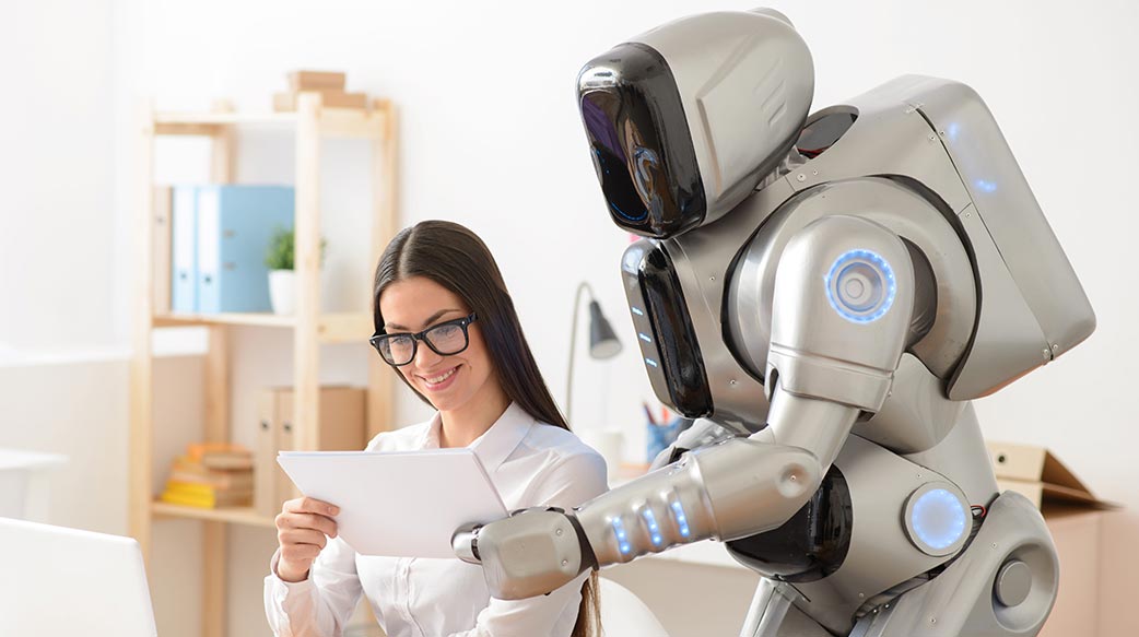 餵養機器人，人類工作影片需求大增