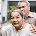 失智長輩突然變了一個人？醫：可能是感官崩解求救