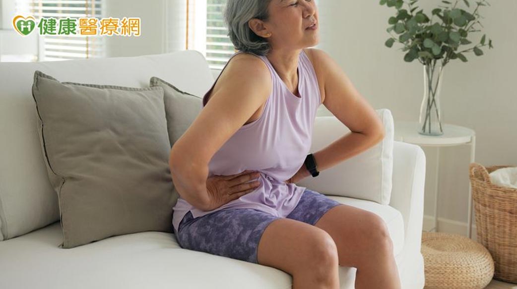 結石打完又長　竟是「脖子」惹禍？醫：恐是副甲狀腺瘤警訊