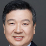 外交官宜認知自己身分