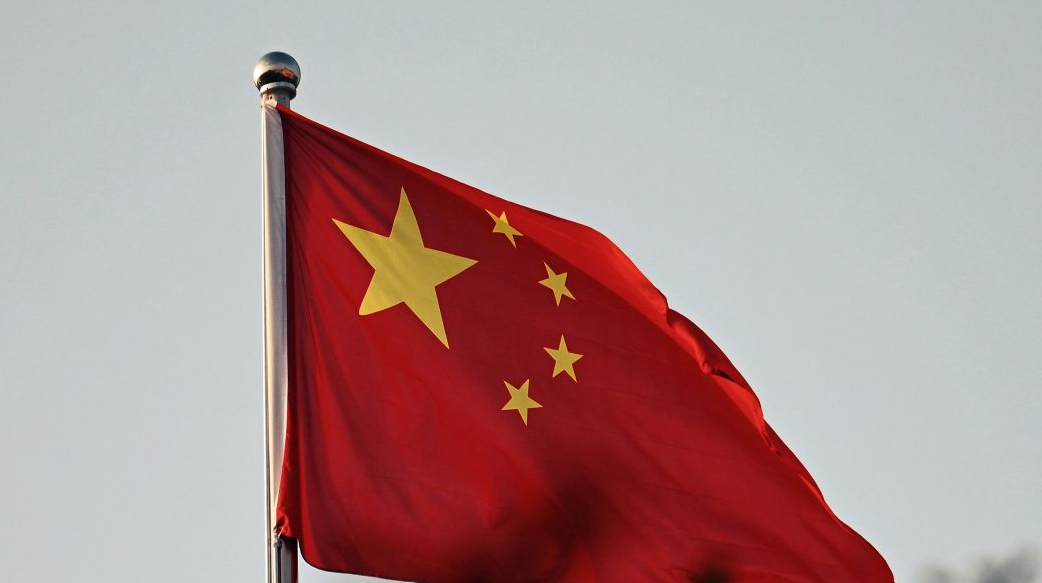 晶片禁令下的破口：美國嚴防硬體輸中，中國卻年砸 5 億美元買進矽谷訓練資料