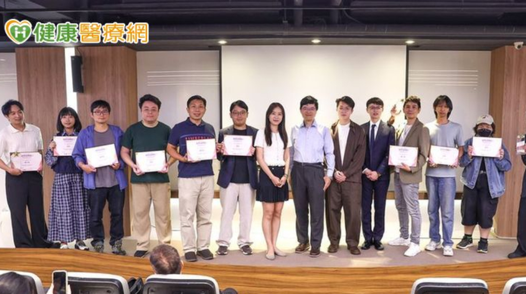 臉上有「蟲」別驚慌！十支創意短影音揭開蠕形蟎蟲真面目