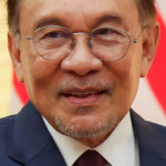曾被威權關進監獄　安華為何接受北京的武統邏輯？