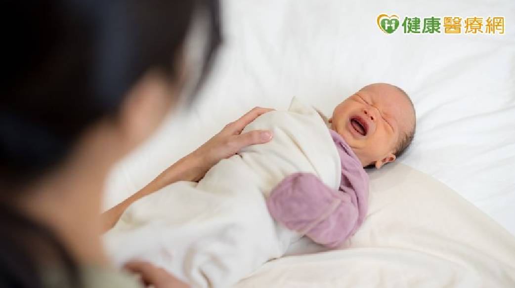 不只產後憂鬱症！初為人母壓力來源多　醫：4身心疾病孕產婦也要留意