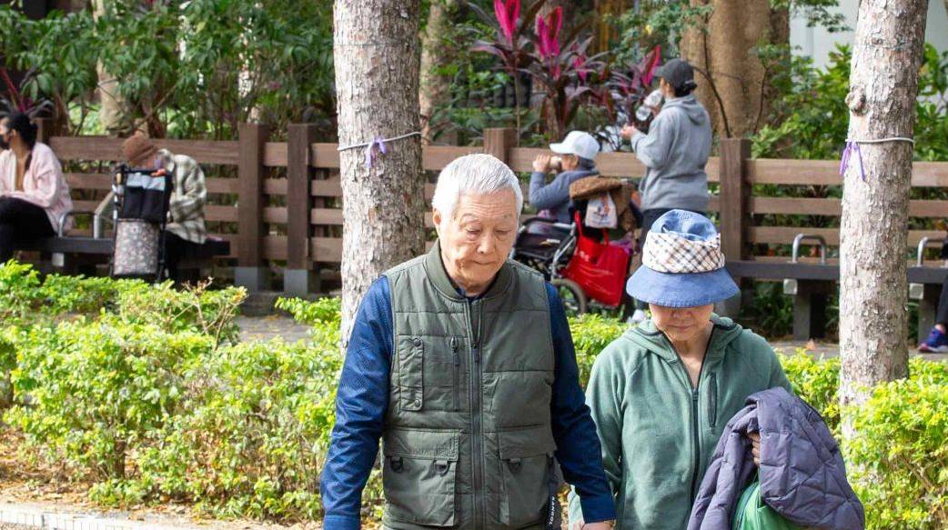 銀髮宅選項再+1？衛福部擬推「共生宅」　6人合住一般民宅、醫療直接到家