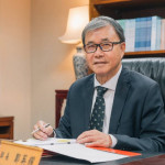 徐佳青去職了，老師們最盼望辭職的鄭英耀部長呢？