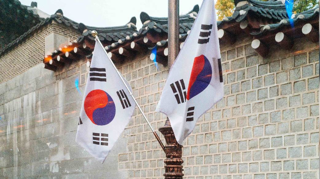 避開美國、劍指中國：南韓砸 34.9 億美元自研前沿 AI，規模衝首輪 9 倍